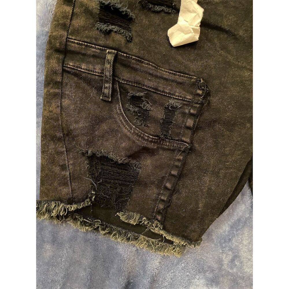 *3/$15 Fashion Nova women’s  Distressed Cargo Denim Shorts Black Size 20 - Picture 3 of 11